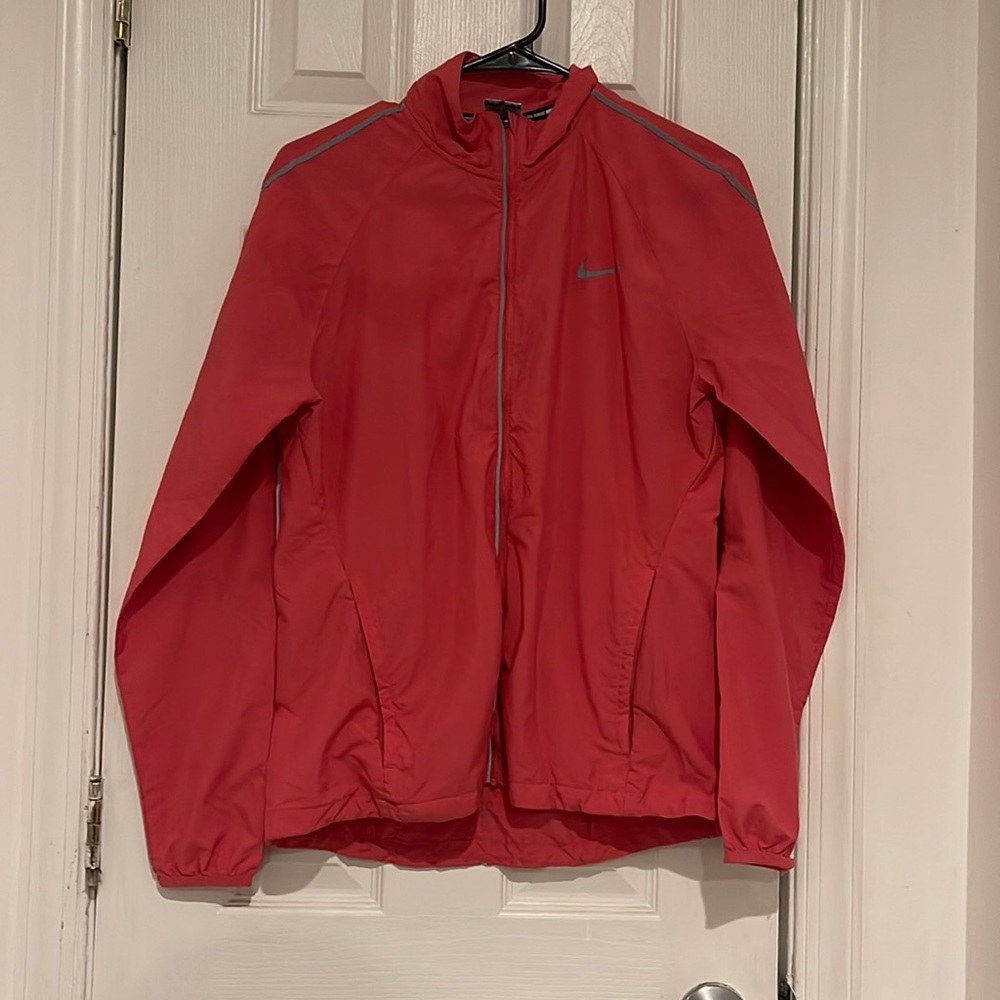 NIKE Womens Windrunner